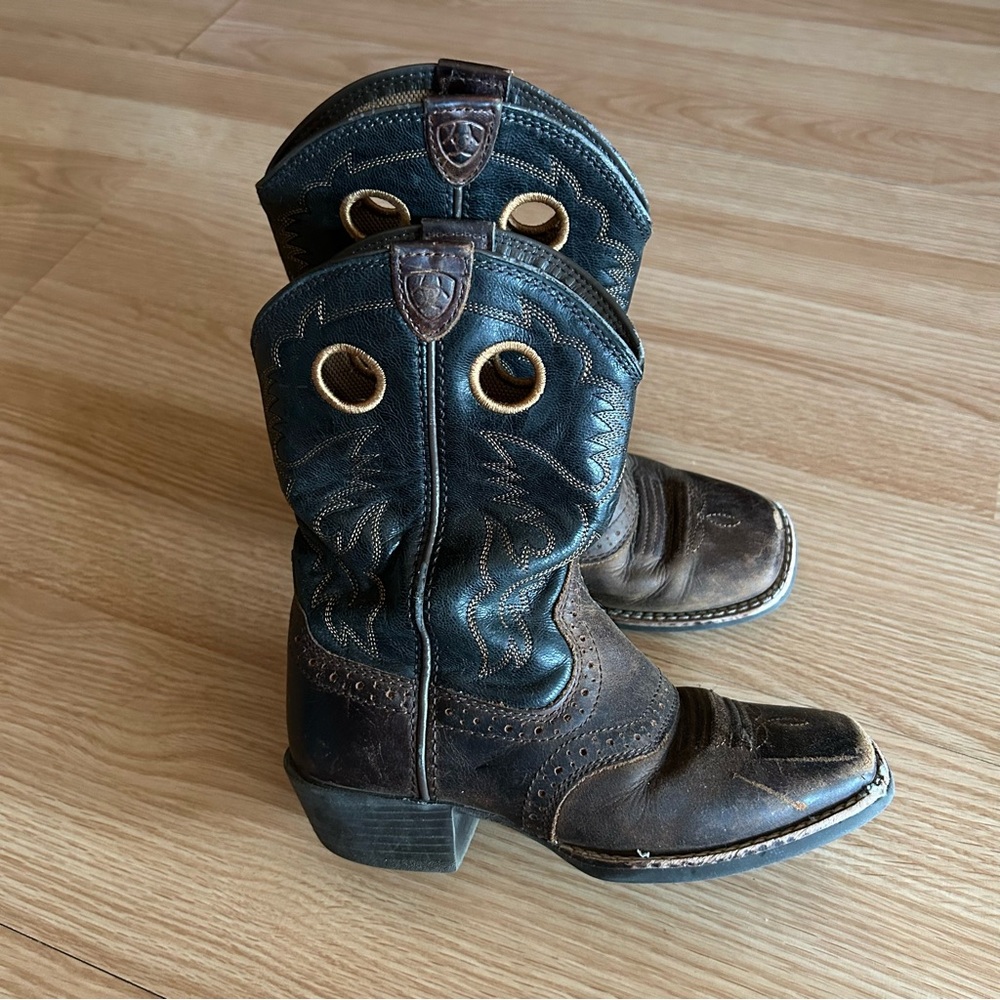 Ariat Heritage Roughstock Western Boots Kids 12.5